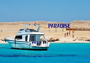 Boat trip to Paradise Island in Hurghada